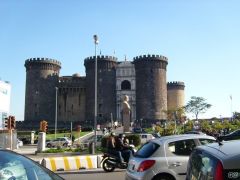 Castel Nuovo 1.JPG