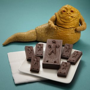 e845_han_solo_ice_cube_tray_glass_jabba.jpg