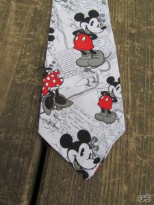 Mickey Mouse Tie 01.jpg