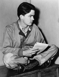Bill Mauldin.jpg