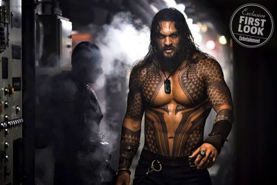 5a2f09b93e7c3_Aquaman-Momoa.thumb.jpg.a5fde5b8bf475ae991101e4471ab13fd.jpg