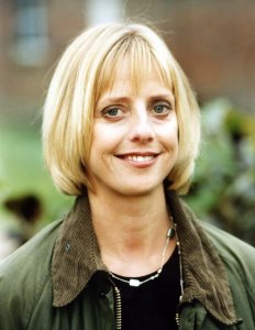 emma chambers.jpg