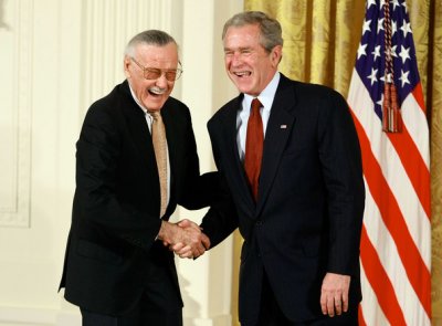 George+W+Bush+Stan+Lee+Bush+Confers+National+B_sMmp1NNr1l.jpg