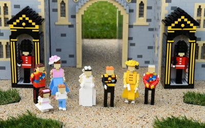 lego_wedding2.thumb.jpg.b40ee5f5b88bfadc123bf0f1cd450c75.jpg