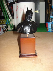 Batman bust 1.jpg