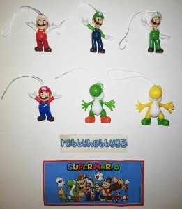 kinder joy mario 2.jpg