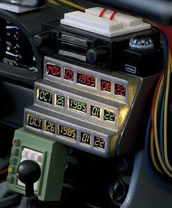 photosgrid-desktop-delorean-01_optmzd_80.jpg